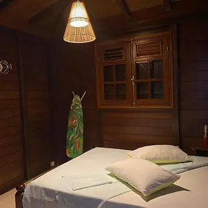 Hébergement de vacances Le Ti Colibri Des îles De Tarare, Kahouanne
